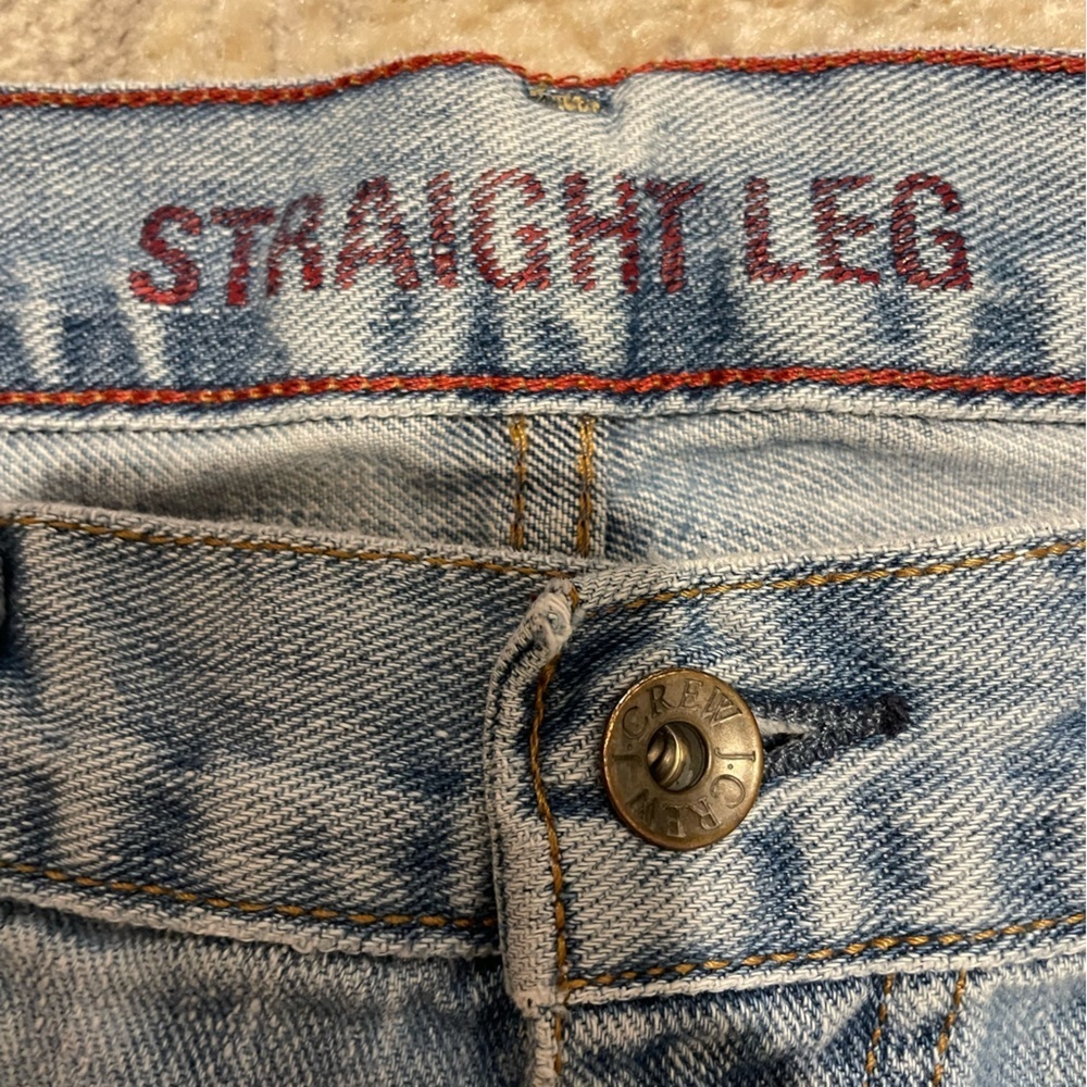J Crew Light Wash Jeans 36x32 Straight Leg Made in Canada 🇨🇦 - Picture 5 of 10